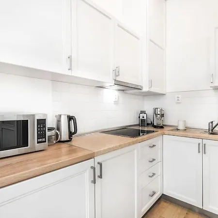 Hot Spring * Karlovy Vary